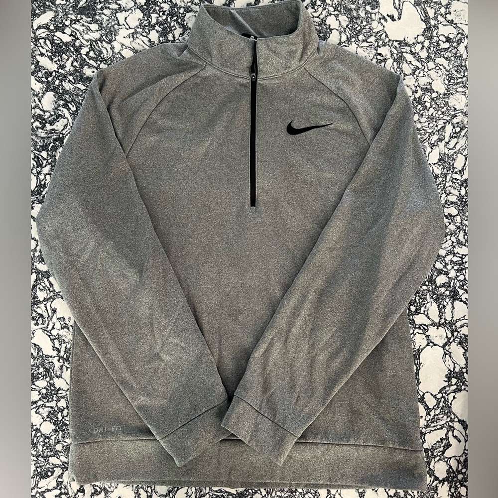 Men’s Nike DriFit 1/4 zip Pullover Sweatshirt